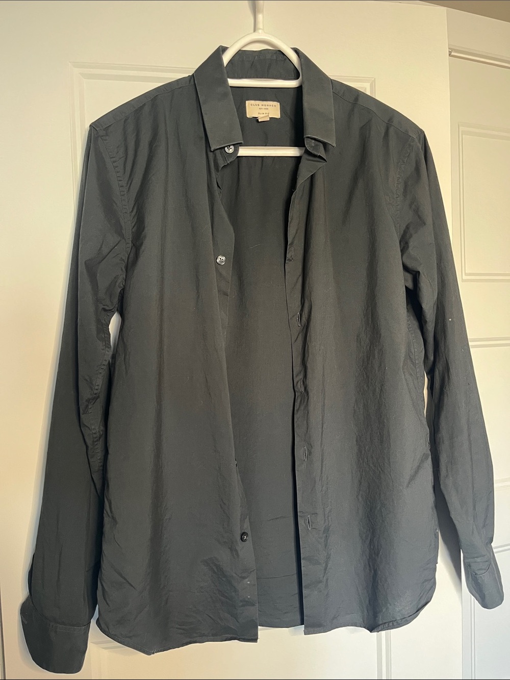 Club Monaco Men’s Black Button-Up Shirt